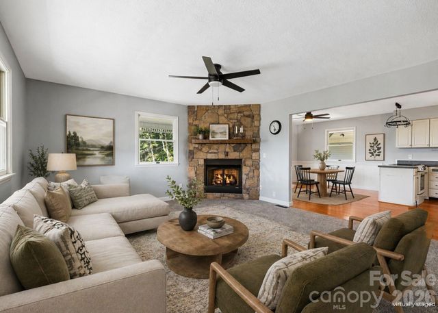 95 Friendship Road, Burnsville, NC 28714