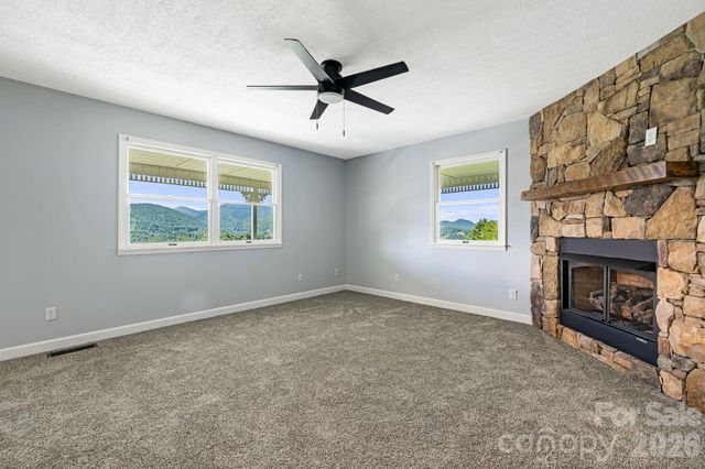 95 Friendship Road, Burnsville, NC 28714