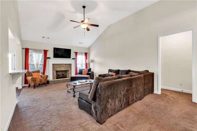 95 Summerlyn Drive, Hiram, GA 30141