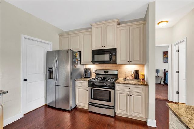 95 Summerlyn Drive, Hiram, GA 30141