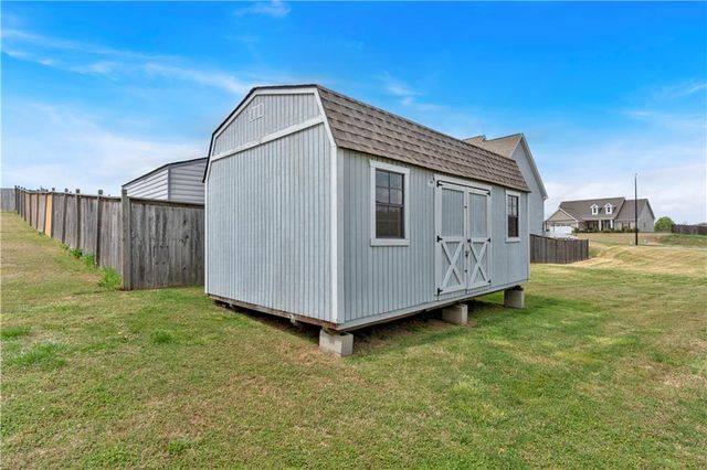 95 Summerlyn Drive, Hiram, GA 30141