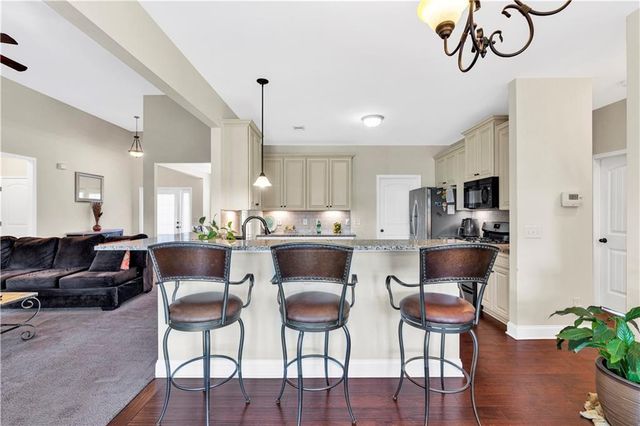 95 Summerlyn Drive, Hiram, GA 30141