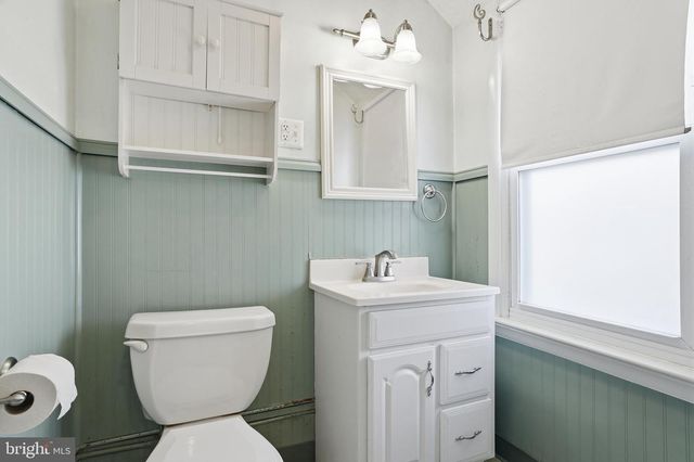 629 JUNIPER ST, Quakertown, PA 18951