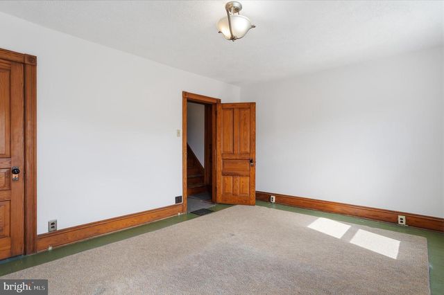 629 JUNIPER ST, Quakertown, PA 18951