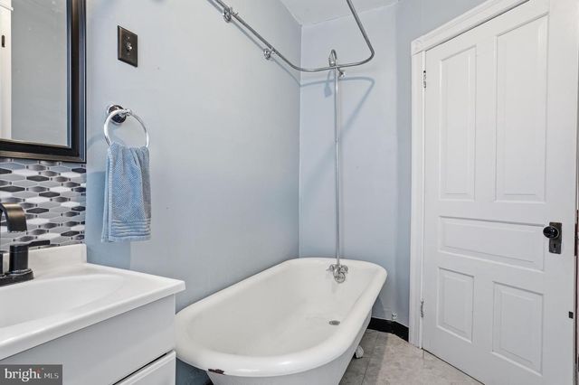 629 JUNIPER ST, Quakertown, PA 18951