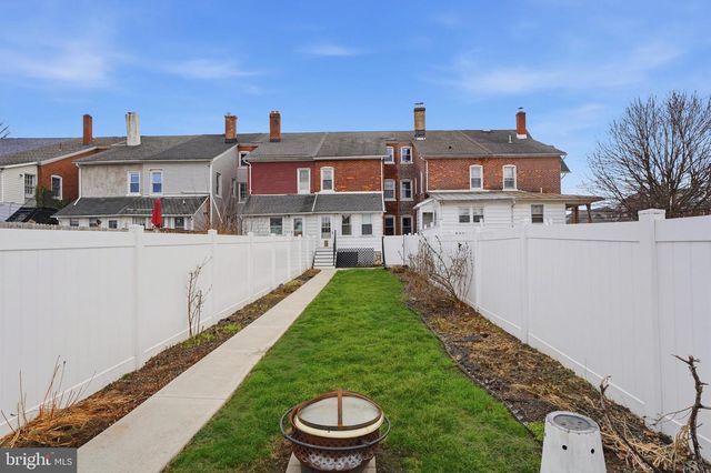 629 JUNIPER ST, Quakertown, PA 18951