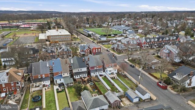 629 JUNIPER ST, Quakertown, PA 18951