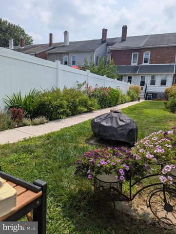 629 JUNIPER ST, Quakertown, PA 18951