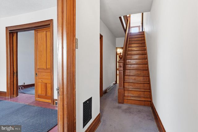 629 JUNIPER ST, Quakertown, PA 18951