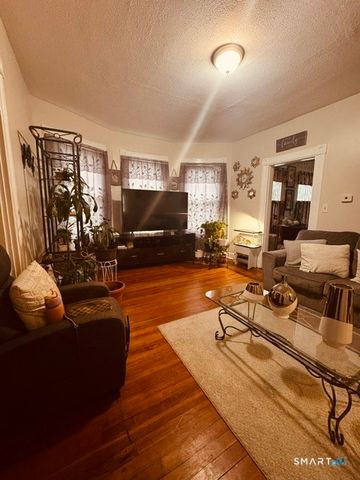66 Windsor Avenue, Meriden, CT 06451