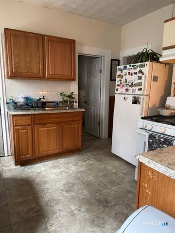 66 Windsor Avenue, Meriden, CT 06451