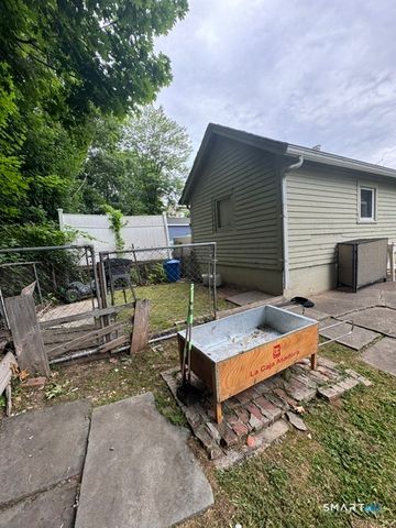 66 Windsor Avenue, Meriden, CT 06451