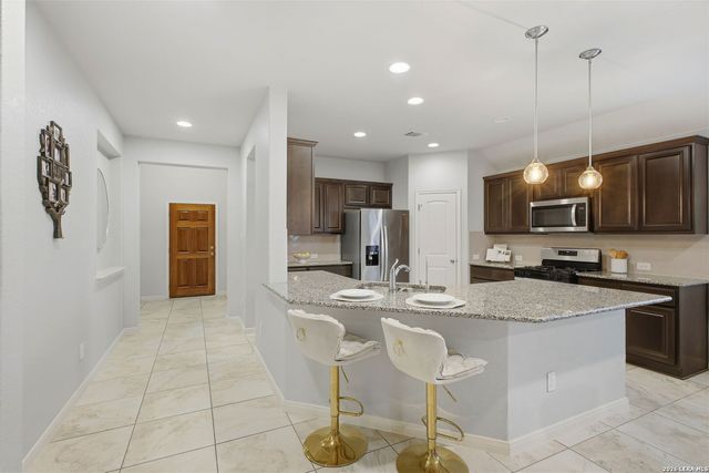 14406 RIFLEMAN RD, San Antonio, TX 78254