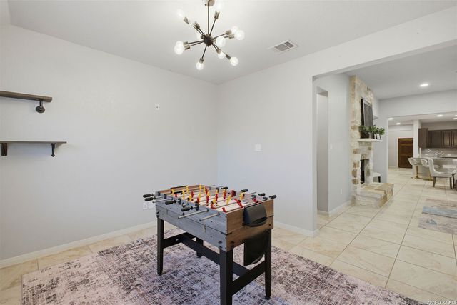 14406 RIFLEMAN RD, San Antonio, TX 78254