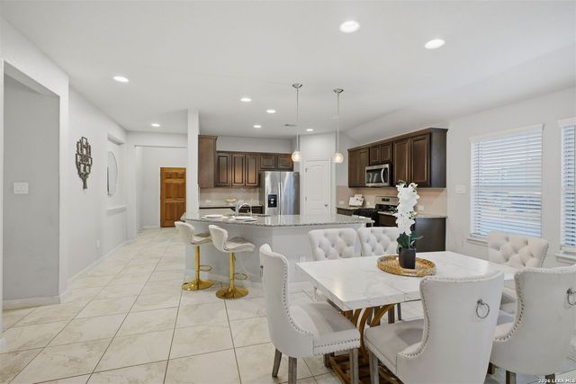 14406 RIFLEMAN RD, San Antonio, TX 78254