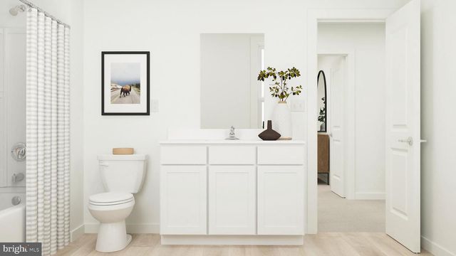 102 OLD SCHOOL HOUSE RD, Sicklerville, NJ 08081