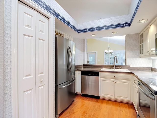 15886 SANCTUARY DRIVE, Tampa, FL 33647