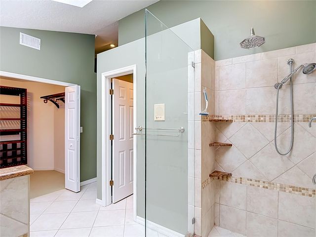 15886 SANCTUARY DRIVE, Tampa, FL 33647