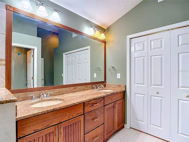 15886 SANCTUARY DRIVE, Tampa, FL 33647