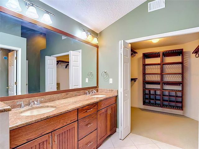 15886 SANCTUARY DRIVE, Tampa, FL 33647
