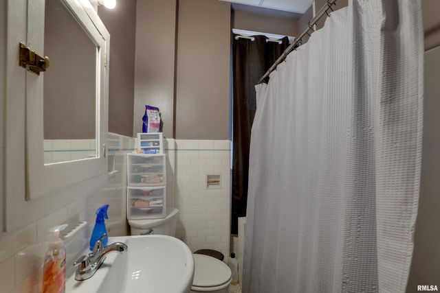 1038 S 12TH Street, Quincy, IL 62301