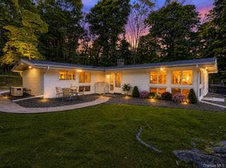 44 White House Road, White Plains, NY 10607