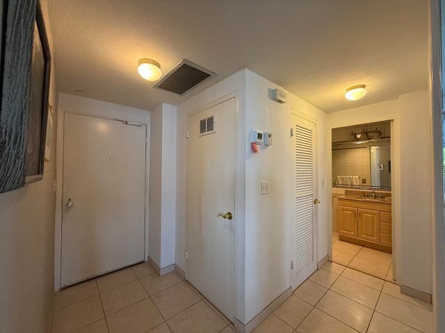 3333 NE 34th Street 1418, Fort Lauderdale, FL 33308