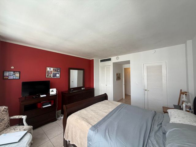 3333 NE 34th Street 1418, Fort Lauderdale, FL 33308