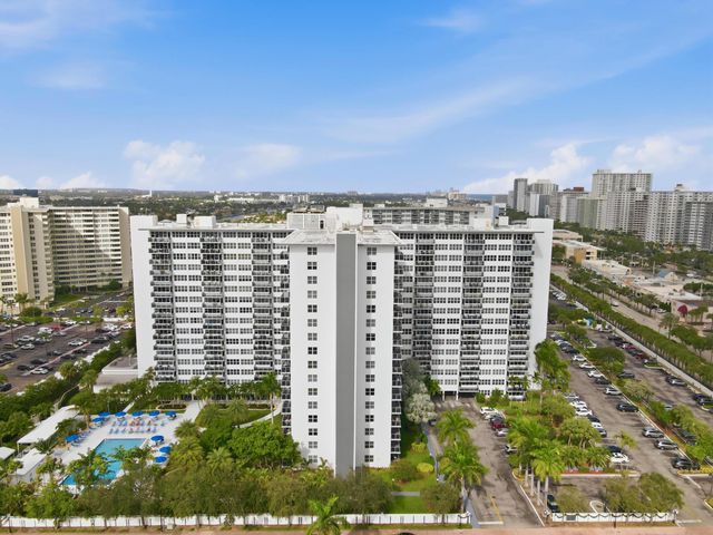 3333 NE 34th Street 1418, Fort Lauderdale, FL 33308