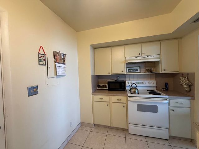 3333 NE 34th Street 1418, Fort Lauderdale, FL 33308