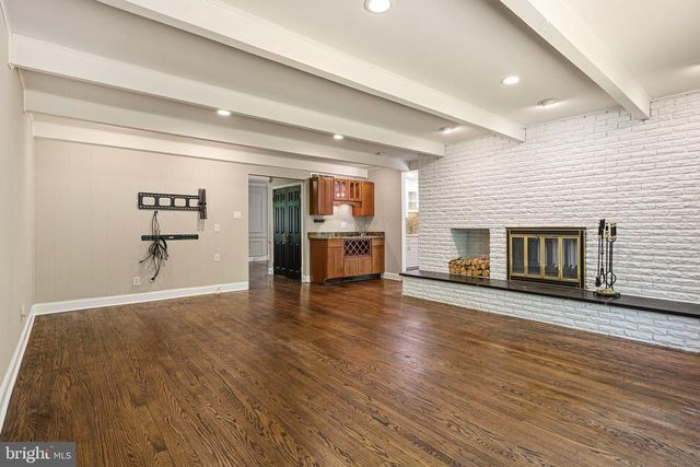 1025 OWL LN, Cherry Hill, NJ 08003