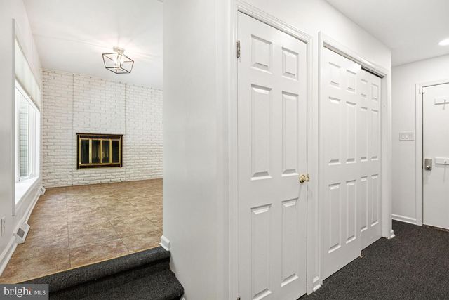 1025 OWL LN, Cherry Hill, NJ 08003