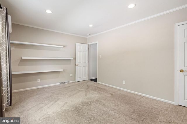 1025 OWL LN, Cherry Hill, NJ 08003