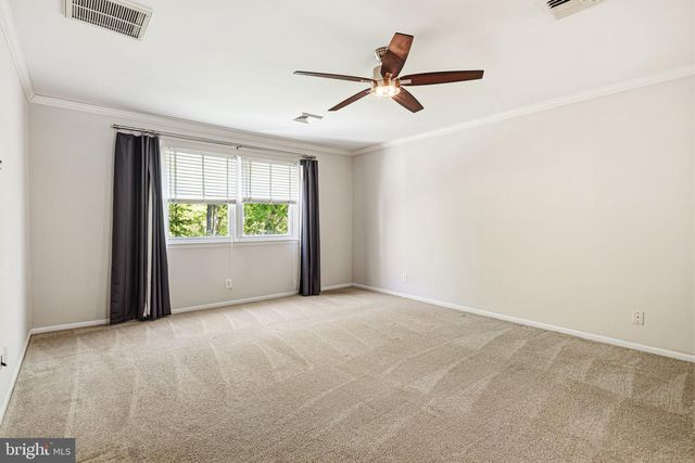 1025 OWL LN, Cherry Hill, NJ 08003