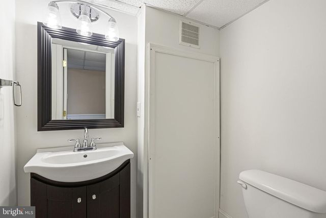 1025 OWL LN, Cherry Hill, NJ 08003