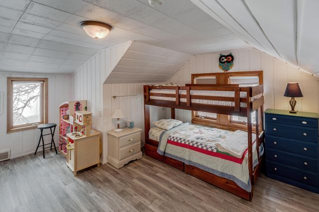 15307 Pine Shores Road, Brainerd, MN 56401