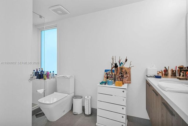 1000 99th Street 14, Bay Harbor Islands, FL 33154
