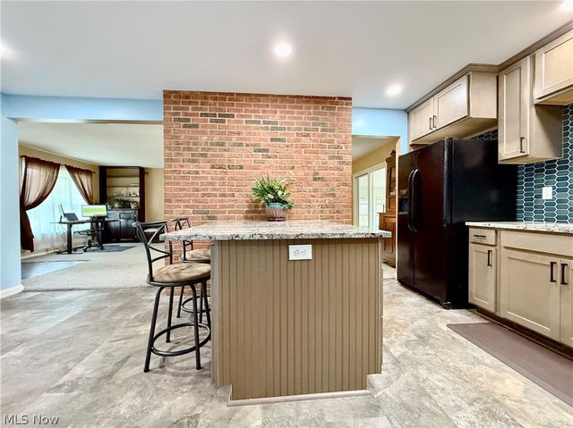 307 Strecker Lane, Marietta, OH 45750