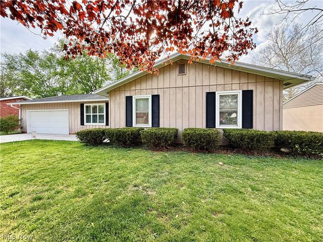 307 Strecker Lane, Marietta, OH 45750