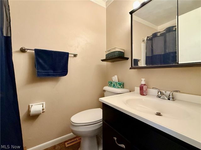 307 Strecker Lane, Marietta, OH 45750