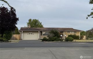 18509 22nd Avenue E, Tacoma, WA 98445