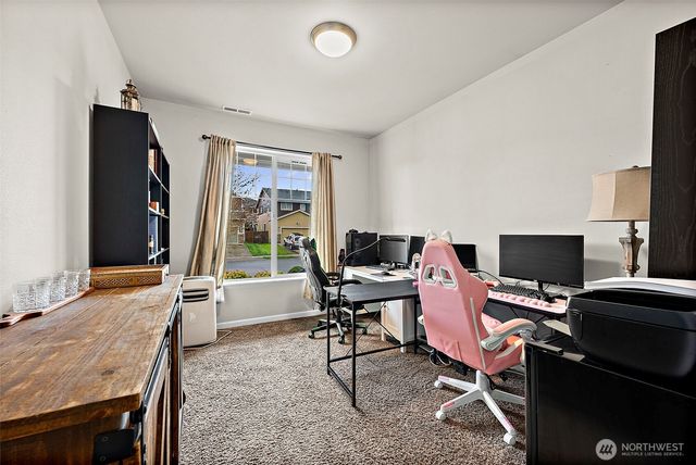 15550 Chad Drive SE, Yelm, WA 98597