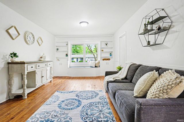 1502 Hickory Place, Goshen, IN 46526