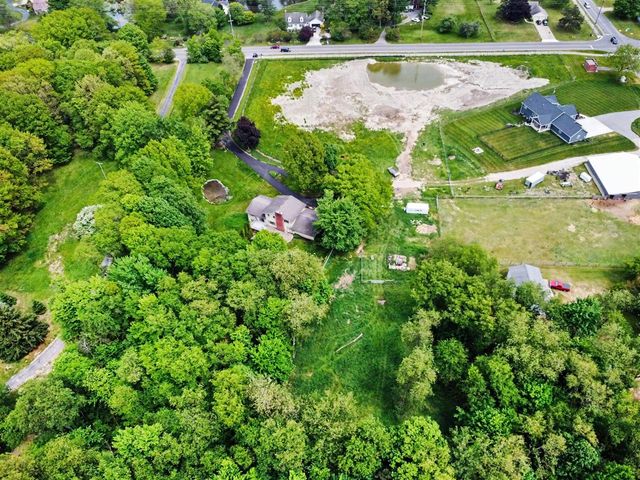 5269 Kenowa Avenue, Grandville, MI 49418