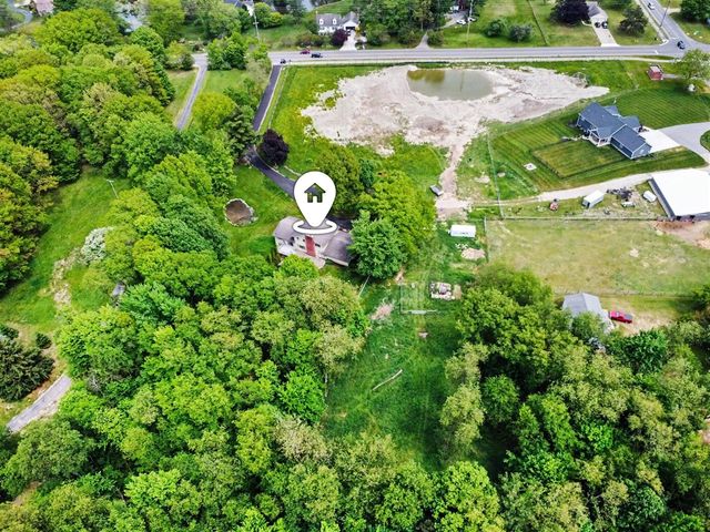 5269 Kenowa Avenue, Grandville, MI 49418