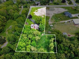5269 Kenowa Avenue, Grandville, MI 49418