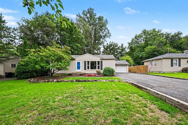 34895 Bridgeman Street, Farmington Hills, MI 48335