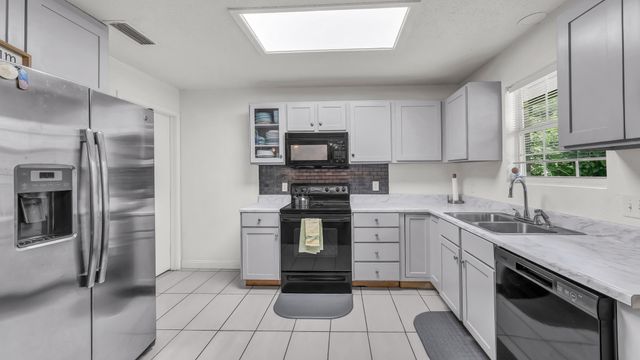 3201 NE 10th Street, Mineral Wells, TX 76067