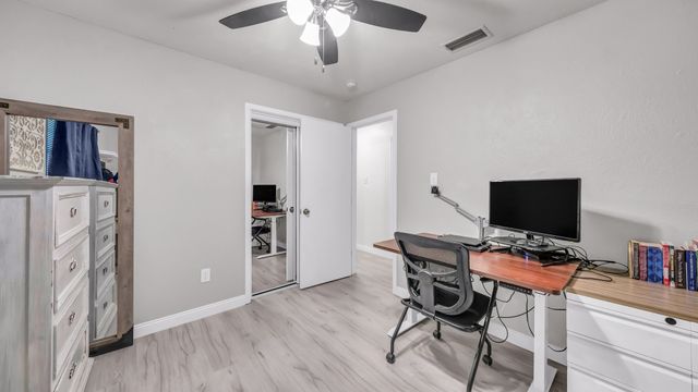 3201 NE 10th Street, Mineral Wells, TX 76067