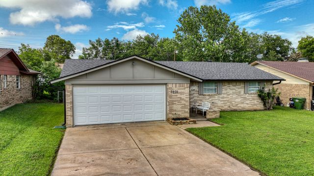 3201 NE 10th Street, Mineral Wells, TX 76067